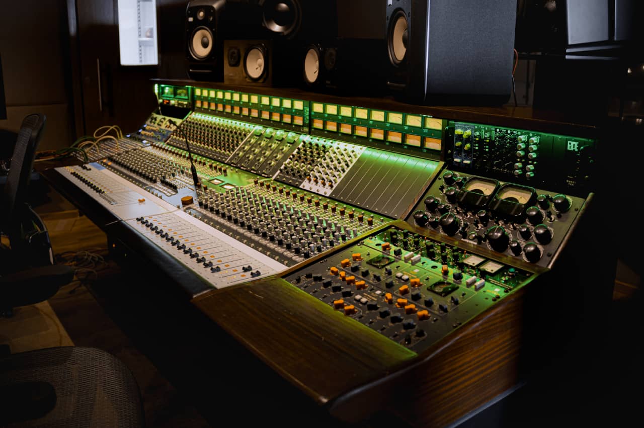 Estudio A Cuarto de control(2)